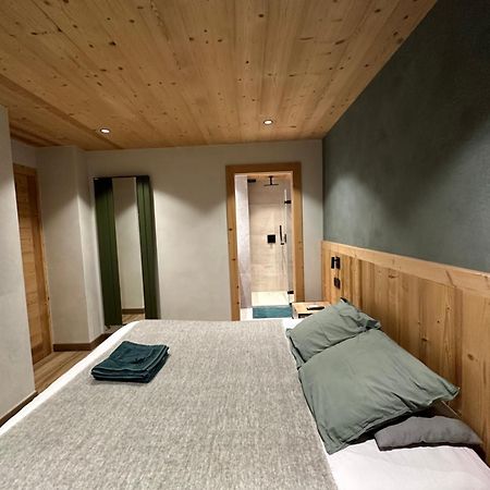 Luxueux Appartement T4 - Lac 5 Min - Parkings Privatifs - Vue Lac Et Montagne Annecy Eksteriør bilde